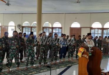 Lanal Bengkulu Gelar Salat Gaib bagi KRI Nanggala 402