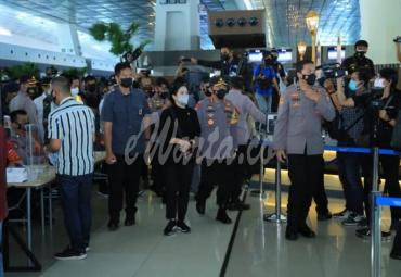Kapolri Minta Perketat Pengawasan Warga dari Luar Negeri
