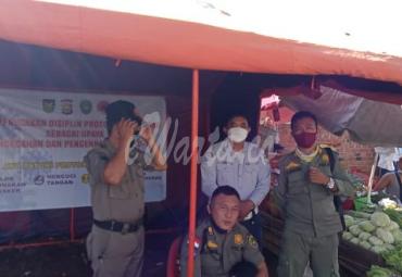 Pemkot Dirikan Pos di Dua Titik, Antisipasi Kerumunan Pedagang Pakaian