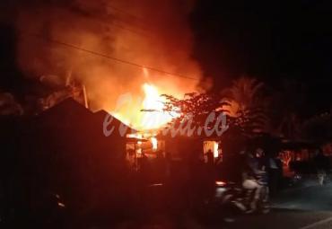 Ditinggal Tarawih, Rumah Warge Desa Preyah Hangus Terbakar