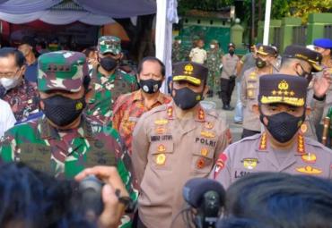 Kapolri dan Panglima TNI Lakukan Pengecekan Vaksinasi di Kabupaten Pati