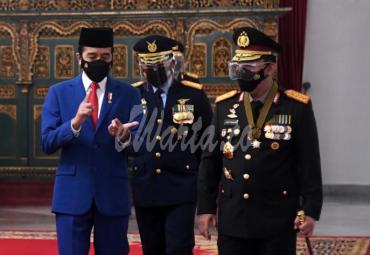 Peringatan ke-75 Hari Bhayangkara pada Kamis, 1 Juli 2021, di Istana Negara, Jakarta, Presiden Joko Widodo, mengingatkan bahwa Polri harus menggunakan kewenangannya secara bijak dan bertanggung jawab.