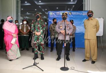Panglima TNI dan Kapolri Ajak Civitas Akademik,  Pemuda hingga Ormas Terlibat Aktif Percepat Vaksinasi