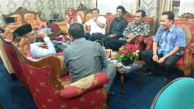 Audiensi Pimpinan DPRD dan KPU Kota Bengkulu