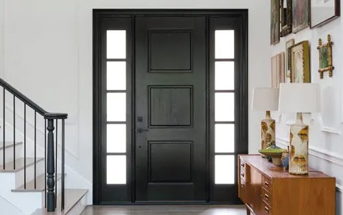 Pintu kayu rapat