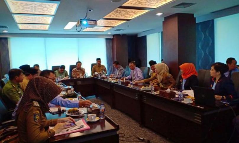 Rapat monitoring 