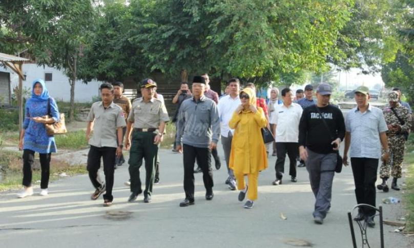 Rombongan Plt Gubernur menuju titik lokasi likuifasi
