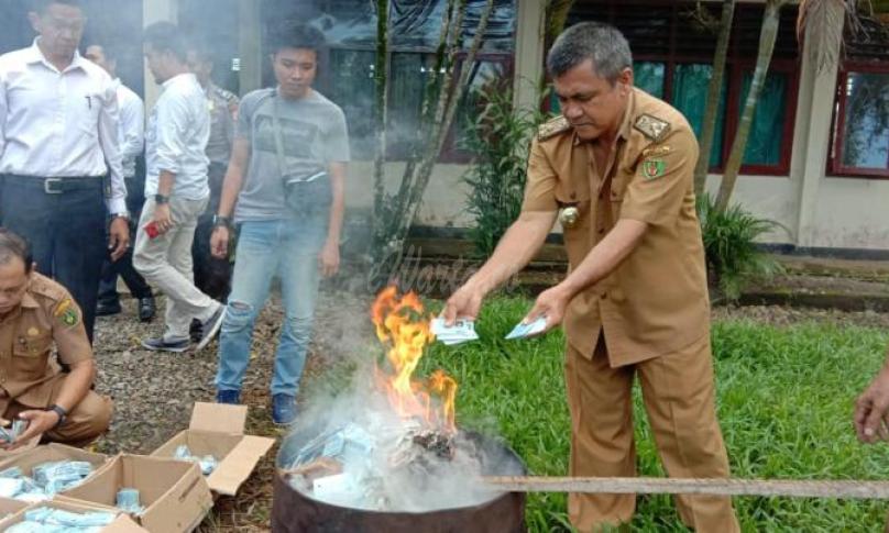 Puluhan Ribu KTP-EL dimusnahkan