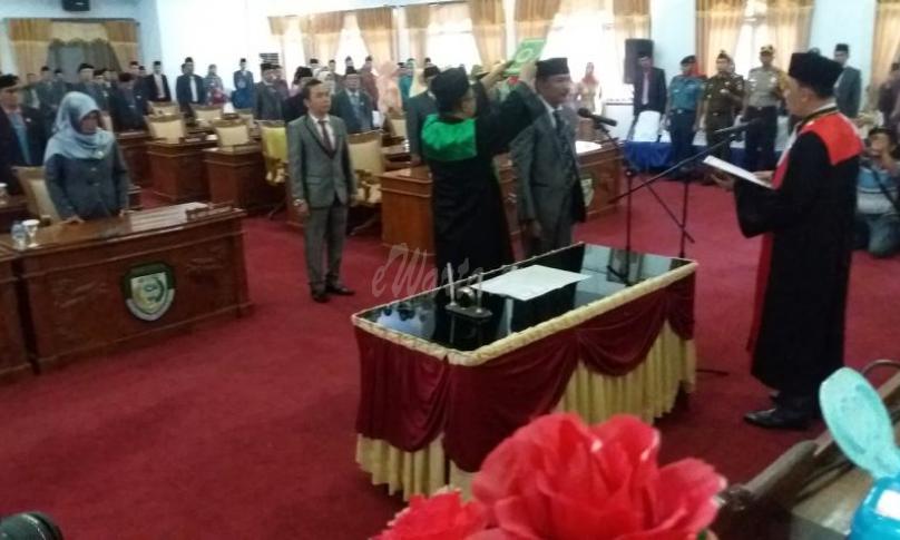 Pelantikan dan pengambilan sumpah Ketua DPRD Seluma