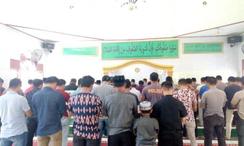 Polres Seluma laksanakan Sholat Ghoib untuk Almarhum Jendral Polisi 