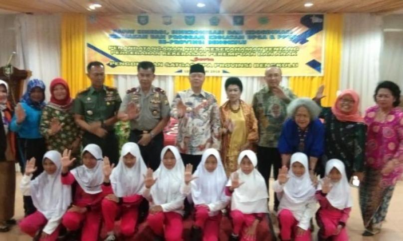 Penutupan acara dengan foto bersama