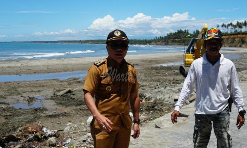 Kepala Dinas Lingkungan Hidup Kebersihan