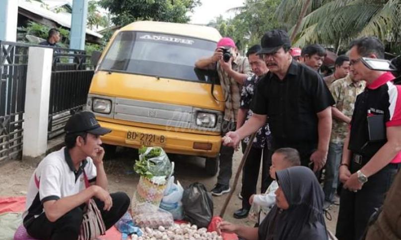 Wakil Bupati Seluma (Suparto, M Si) pantau langsung harga sembako dan makanan di pasaran