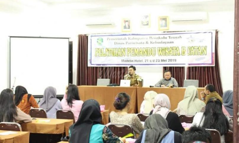 Pelatihan pemandu wisata