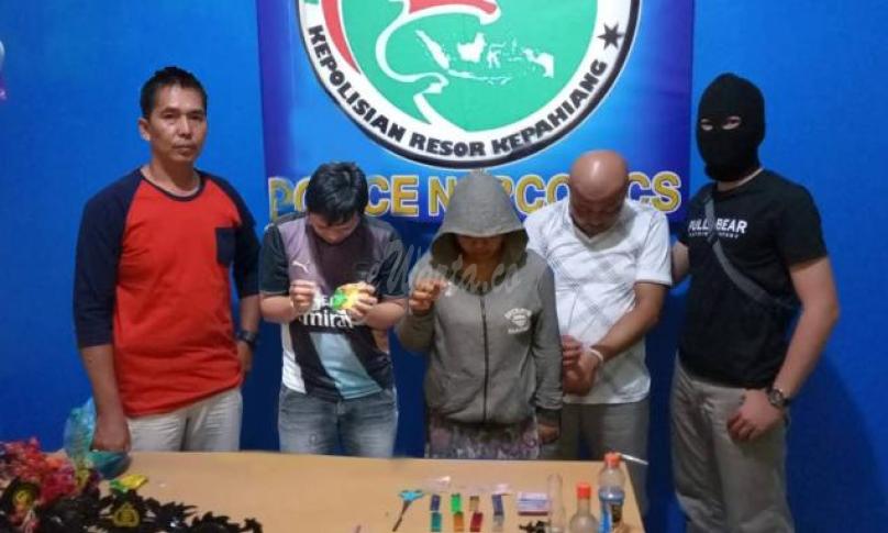Tiga pelaku diamankan Tim Satresnarkoba Polres Kepahiang