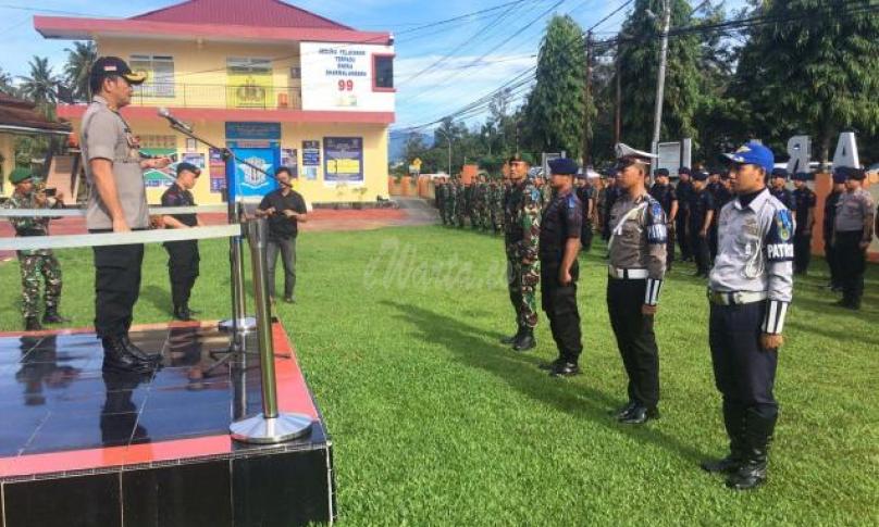 Kapolres Luwu Utara, AKBP Boyke FS Samola, S. Ik, MH pimpin apel persiapan pengamanan sidang PHPU