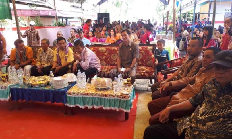 Wakil Bupati sabgat mengapresiasi pembangunan dan peresmian Pentahbisan gedung gereja Protestan