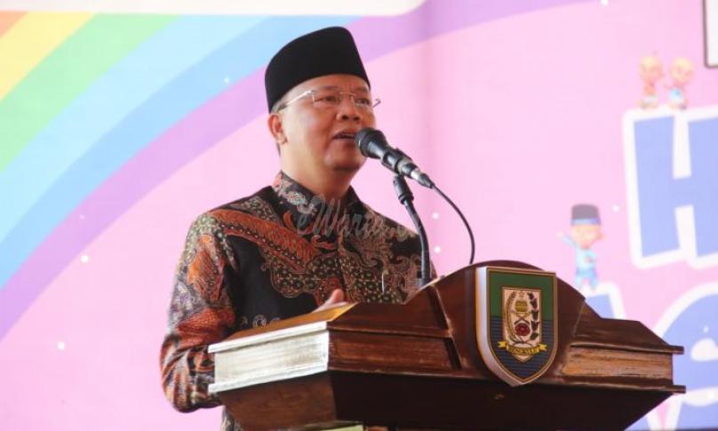 Gubernur Bengkulu (Dr. H. Rohidin Mersyah)