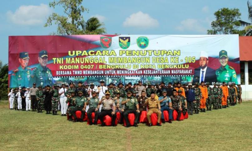 Penutupan Program TMMD di Kecamatan Kampung Melayu Kota Bengkulu, Kamis (8/8)