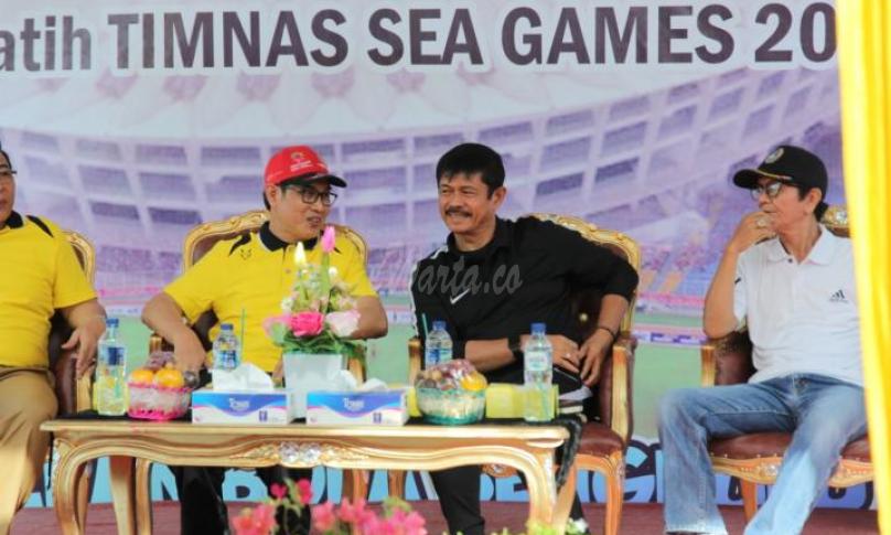 Demi melahirkan bibit pesepakbola berprestasi di Provinsi Bengkulu pada masa mendatang, Dinas Pemuda dan Olahraga Provinsi Bengkulu menggelar Coaching Clinic Sepakbola Usia Dini di lapangan Brimob, Selasa(13/8) yang menghadirkan Pelatih Tim Nasional U-23 Indra Sjafri. 