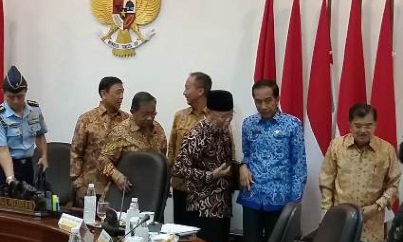 Gubernur Bengkulu (Dr. H. Rohidin Mersyah)