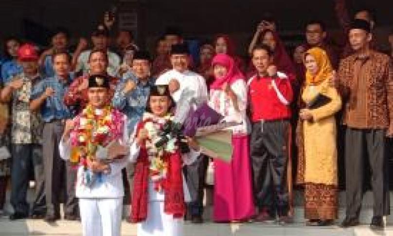 Sambutan meriah untuk dua putra-putri Bengkulu yang telah menorehkan prestasi dan mengharumkan nama provinsi Bengkulu