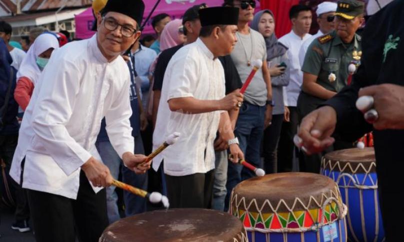 Tanda Tabut naik, Doll Bengkulu di tabuh