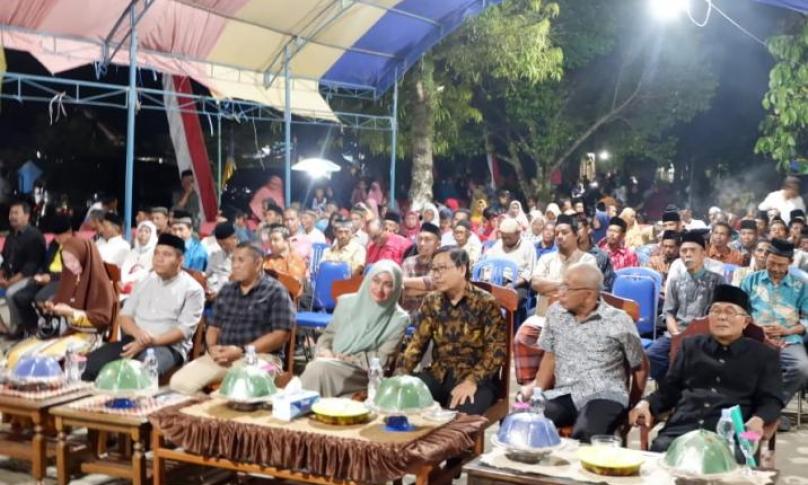 Bupati Luwu Utara, Indah P Indriani dan rombongan secara mendadak kunjungi malam syukuran Hari jadi Desa Mulyorejo ke- 46