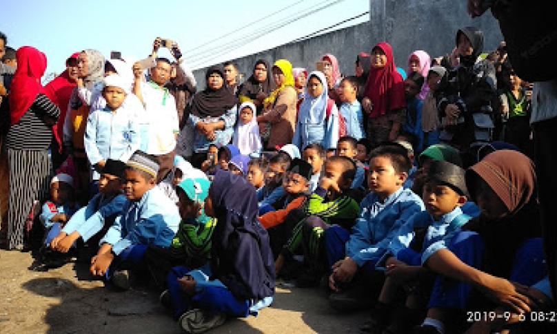 Keceriaan wali murid dan siswa SDN 62 kembali sumringah