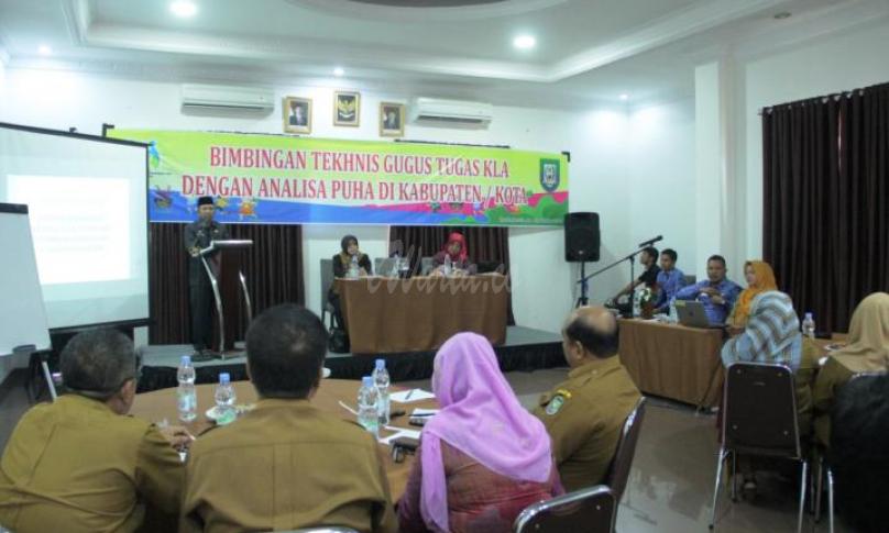 Bimbingan Teknis (Bimtek) Gugus Tugas KLA dengan Analisa PUHA (Pengarusutamaan Hak Anak) di Kabupaten/Kota tingkat Provinsi Bengkulu 2019, di Ruang Pertemuan salah satu Hotel kawasan Jalan Kapuas Kota Bengkulu, Selasa (01/10).