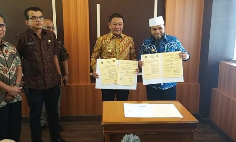 Pemerintah Kota (Pemkot) Bengkulu melakukan penandatanganan perjanjian kerjasama atau Memorandum of Understanding (MoU) dengan Pemerintah Kota Bukittinggi pada Kamis, (24/10/2019).