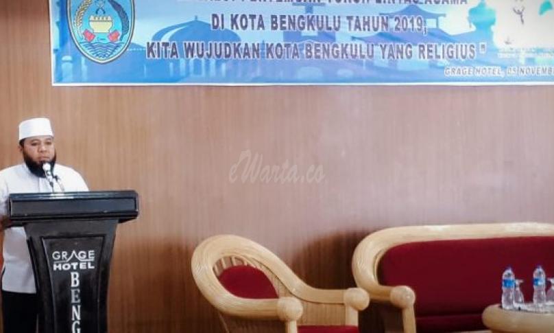 Walikota Bengkulu (H. Helmi Hasan, SE) saat memberikan sambutan.