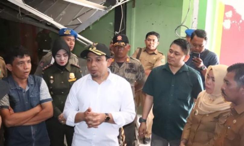 Wakil Walikota Bengkulu (Dedy Wahyudi, MM) lakukan sidak ke Pasar Tradisional Modern (PTM) Senin (11/11).