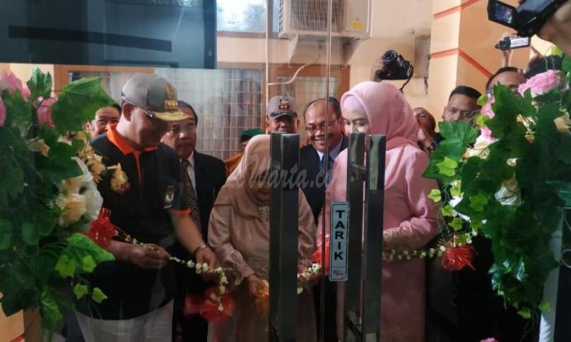 Gubernur Bengkulu dan istri hadiri HUT Milad dan Peresmian Ruang Rawat Inap RS Raflesia, Sabtu (23/11).