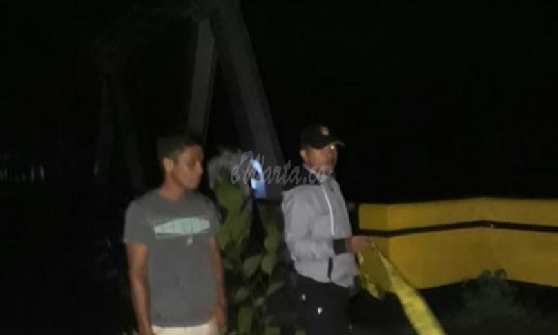 Jembatan yang amblas dipasang garis Polisi