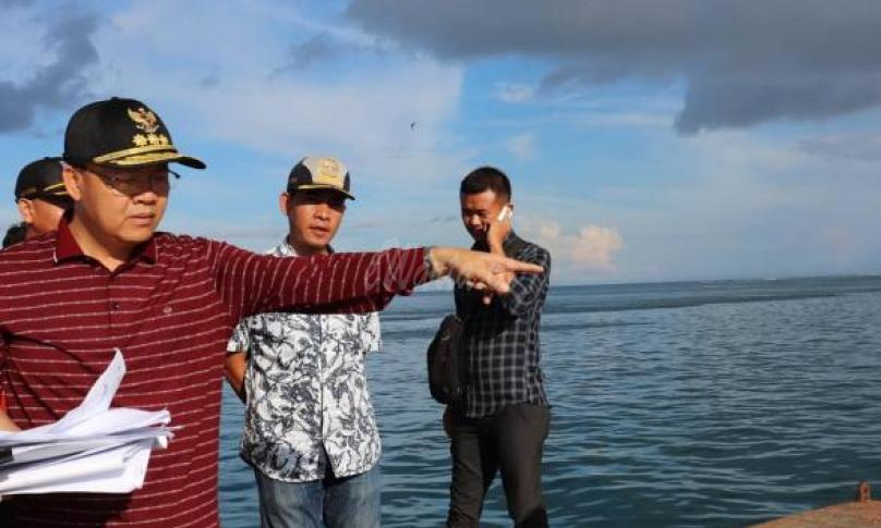 Gubernur Bengkulu, Rohidin Mersyah tinjau lokasi Dermaga Kahyapu, Pulau Enggano.