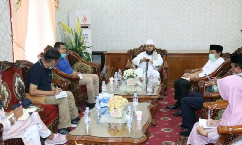 Walikota Bengkulu Helmi Hasan didamping Wakil Walikota Bengkulu Dedy Wahyudi menggelar Rapat Koordinasi (Rakor) antisipasi pencegahan penyebaran dan penanganan Virus Corona (Covid-19) di Kota Bengkulu.