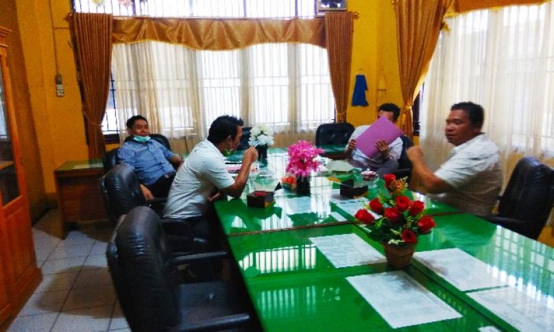 Waka I DPRD Bengkulu Utara bersama anggota lainya.