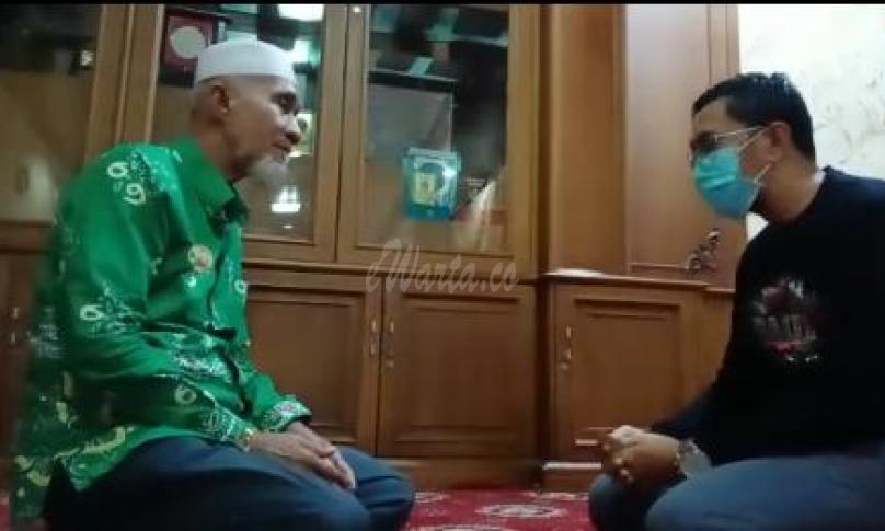 Penyerahan di terima langsung oleh Ketua Baznas kota Bengkulu Habib Alkaaf.