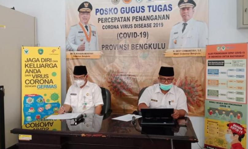 Ketua Gugus Tugas provinsi Bengkulu, Jaduliwan didampingi Kepala Dinas Kesehatan Herwan Antoni.