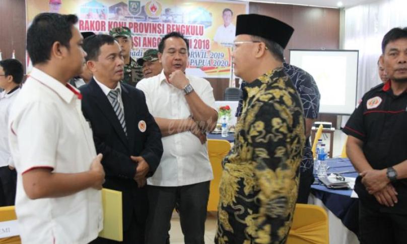 Gubernur Bengkulu saat bertemu Ketua Koni provinsi Bengkulu.