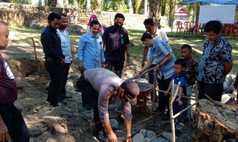 Rumah Tinggal Untuk Ibu Nurhayati
