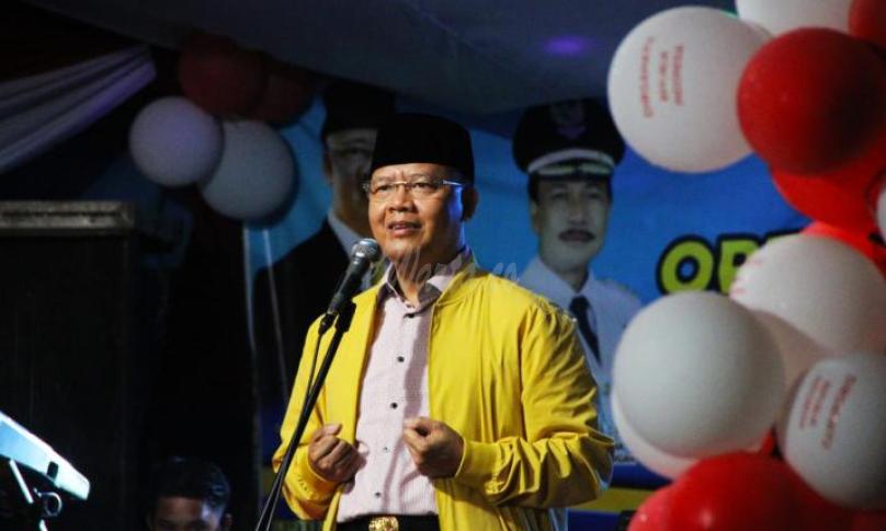 Gubernur Rohidin usai menutup resmi Open Turnamen Bola Voli Karang Taruna Benteng Cup #1 Tahun 2020