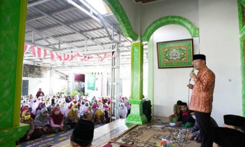 Gubernur Bengkulu Rohidin Mersyah