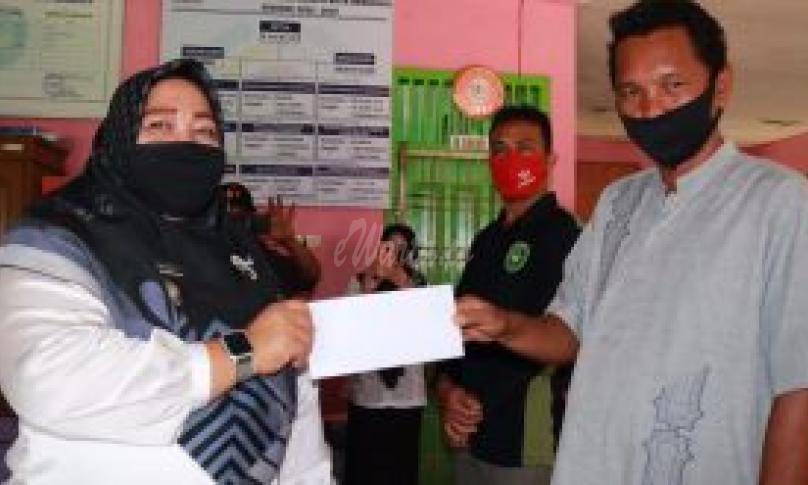Camat Kampung Melayu Rosminiarty