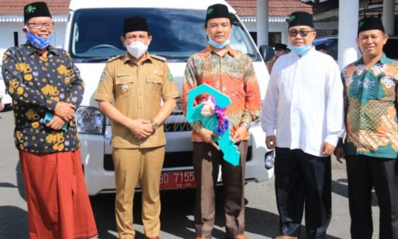 Hibah Mobil dari Pemkot Bengkulu