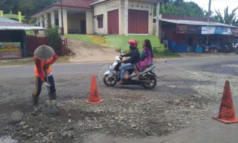 Gorong-gorong yang berada di jalan Semarang