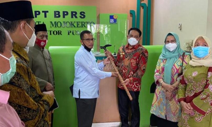 Kunjungan Pemkot Bengkulu ke BPRS Kota Mojokerto