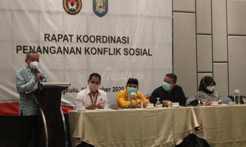 Rapat Kordinasi tentang Penanganan Konflik Sosial, di Hotel ternama Kota Bengkulu, Jumat (16/10).