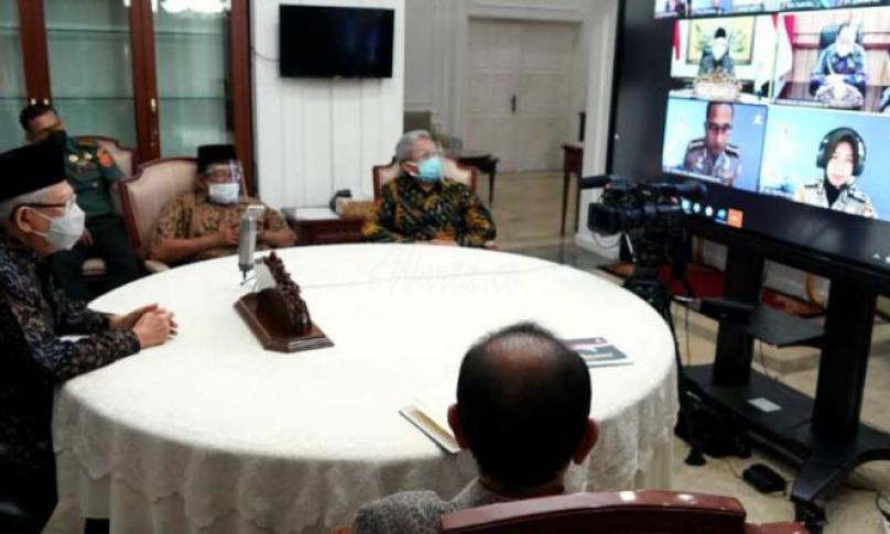 Wakil Presiden (Wapres) K. H. Ma’ruf Amin pada acara ASEAN Youth Interfaith Camp (AYIC) 2020 melalui konferensi video di kediaman dinas Wapres, Jalan Diponegoro Nomor 2, Jakarta Pusat, Rabu (14/10/2020).